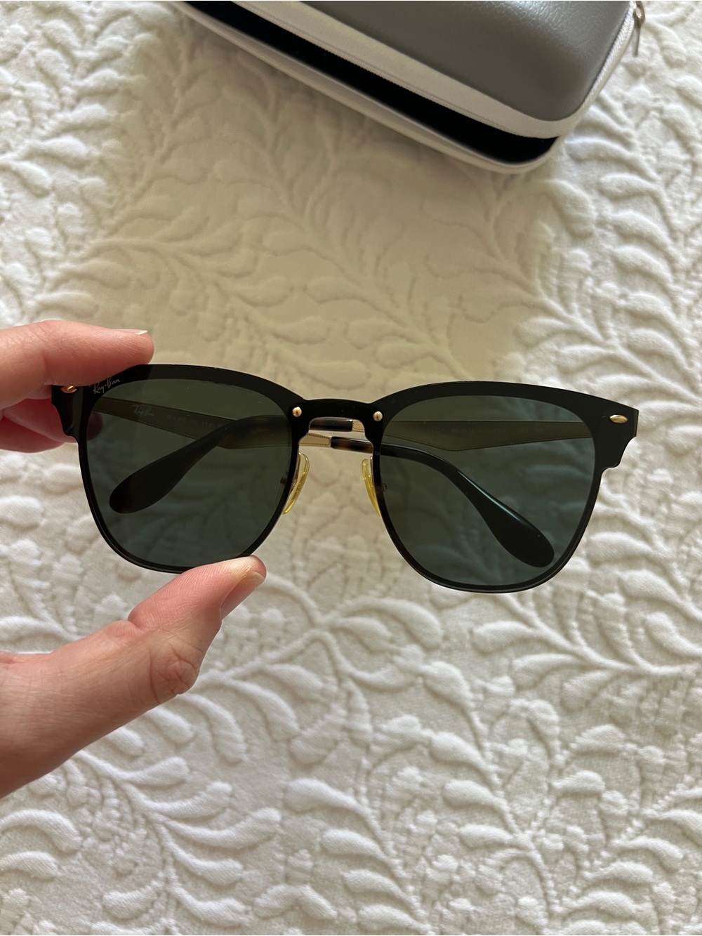 Ray bans - 147mm